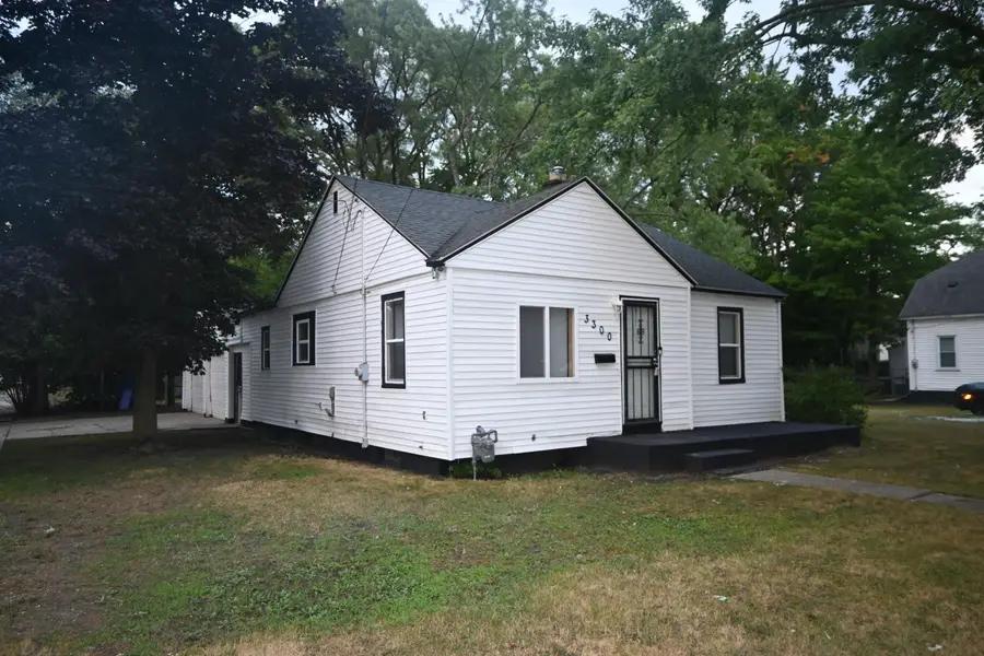 3300 Highland Street, Muskegon Heights, MI 49444 - #2