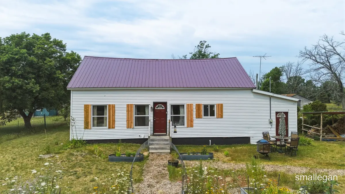 8465 S Michcon Avenue, Baldwin, MI 49304 - #1