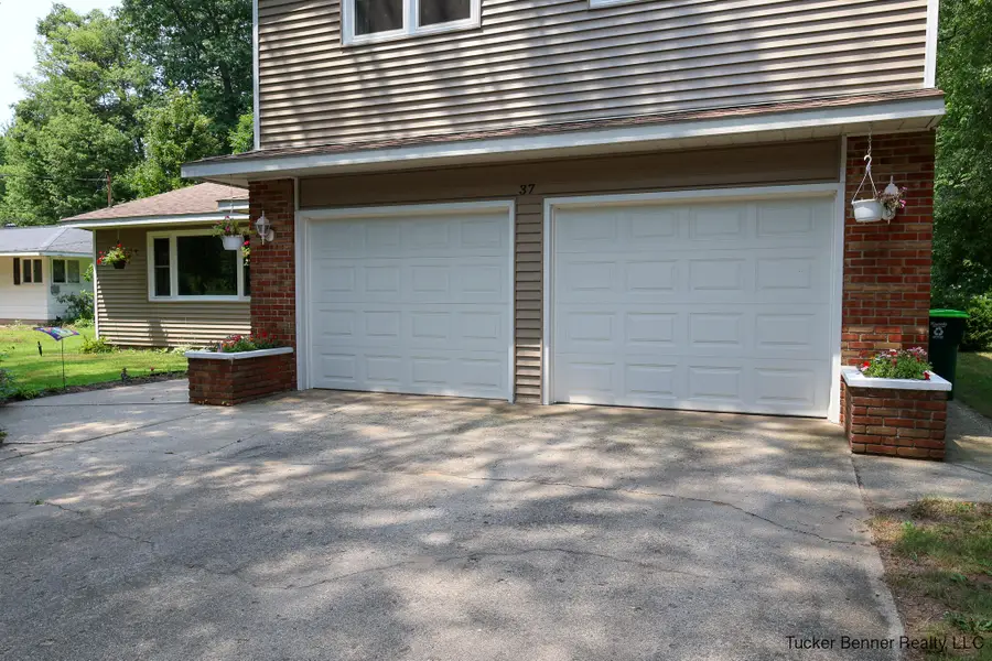 37 S Bear Lake Road, Muskegon, MI 49445 - #3