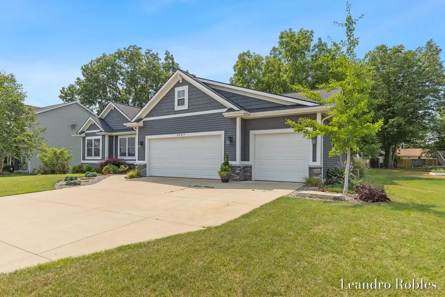 6587 Alward Drive, Hudsonville, MI 49426 - #3