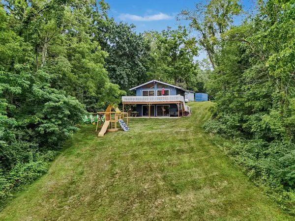12884 Sharon Hollow Road, Manchester, MI 48158