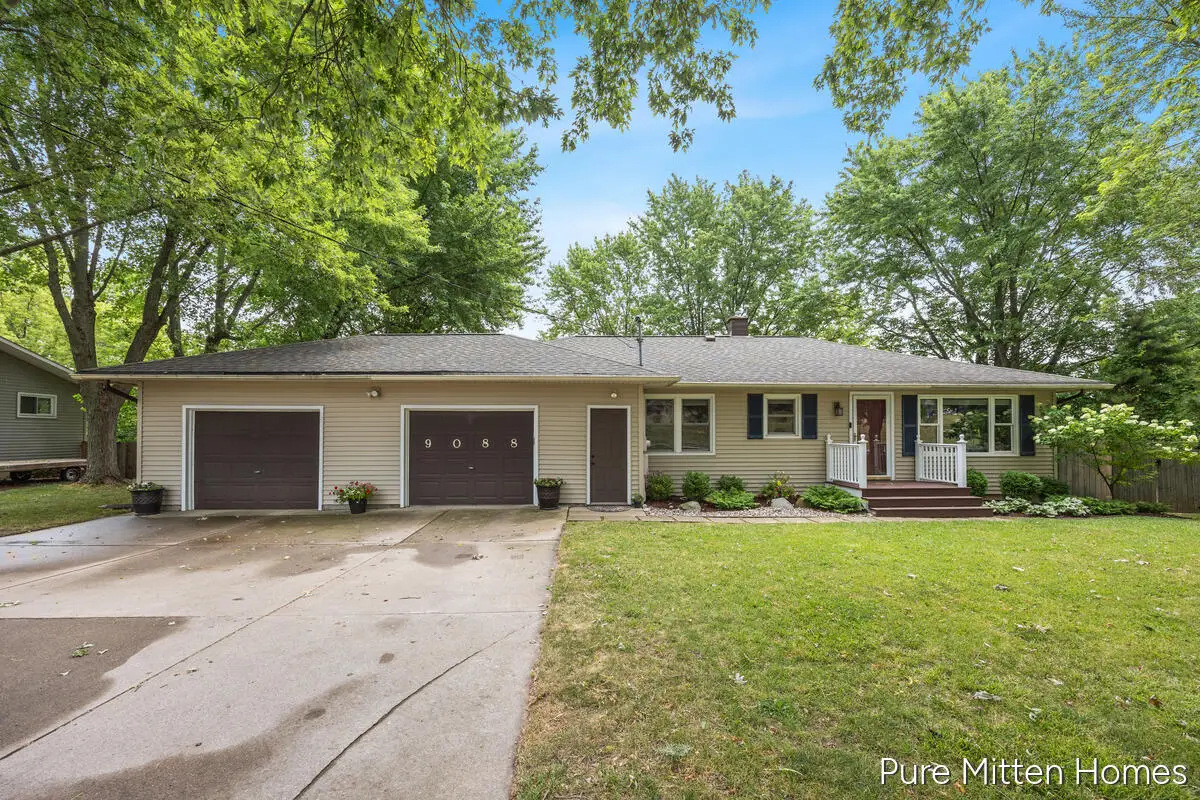 9088 Summit Avenue Ne, Rockford, MI 49341 - #1