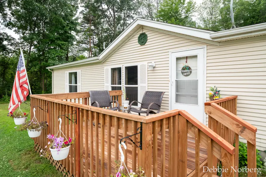 2122 Maple Lane, Hastings, MI 49058 - #3