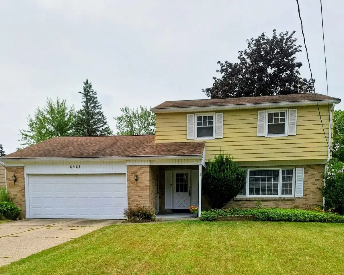 5434 Edgelawn Drive Se, Kentwood, MI 49508 - #1