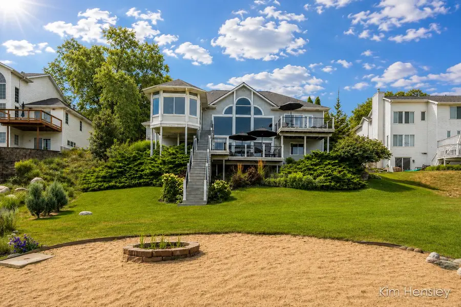 7455 Decosta Drive Ne, Rockford, MI 49341 - #3