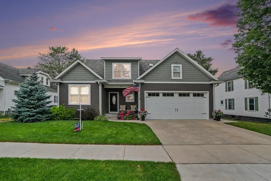 223 Prospect Street, Spring Lake, MI 49456 - #2