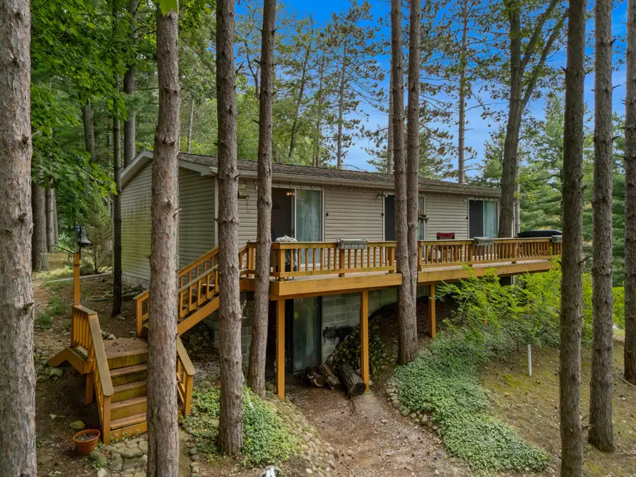8242 Spruce Drive, Reading, MI 49274 - #3