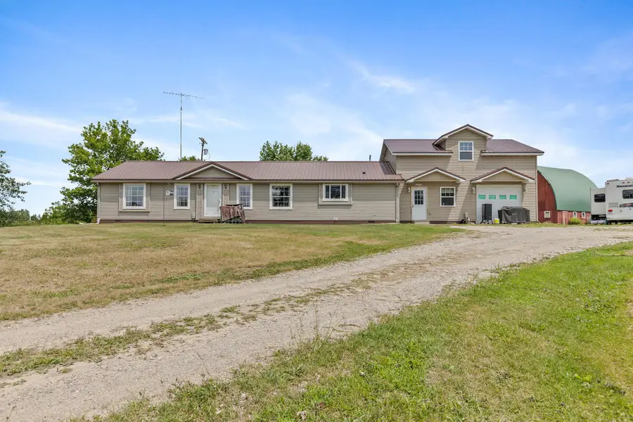 1548 N Loomis Road, Mount Pleasant, MI 48858 - #2