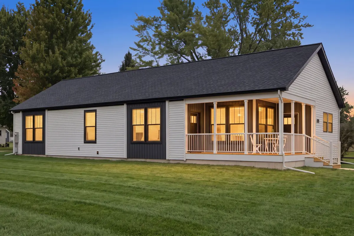 407 Sherwood Avenue, Three Oaks, MI 49128 - #1