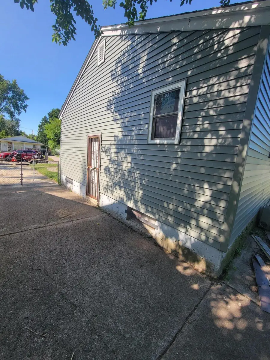 27054 Notre Dame Street, Inkster, MI 48141 - #3