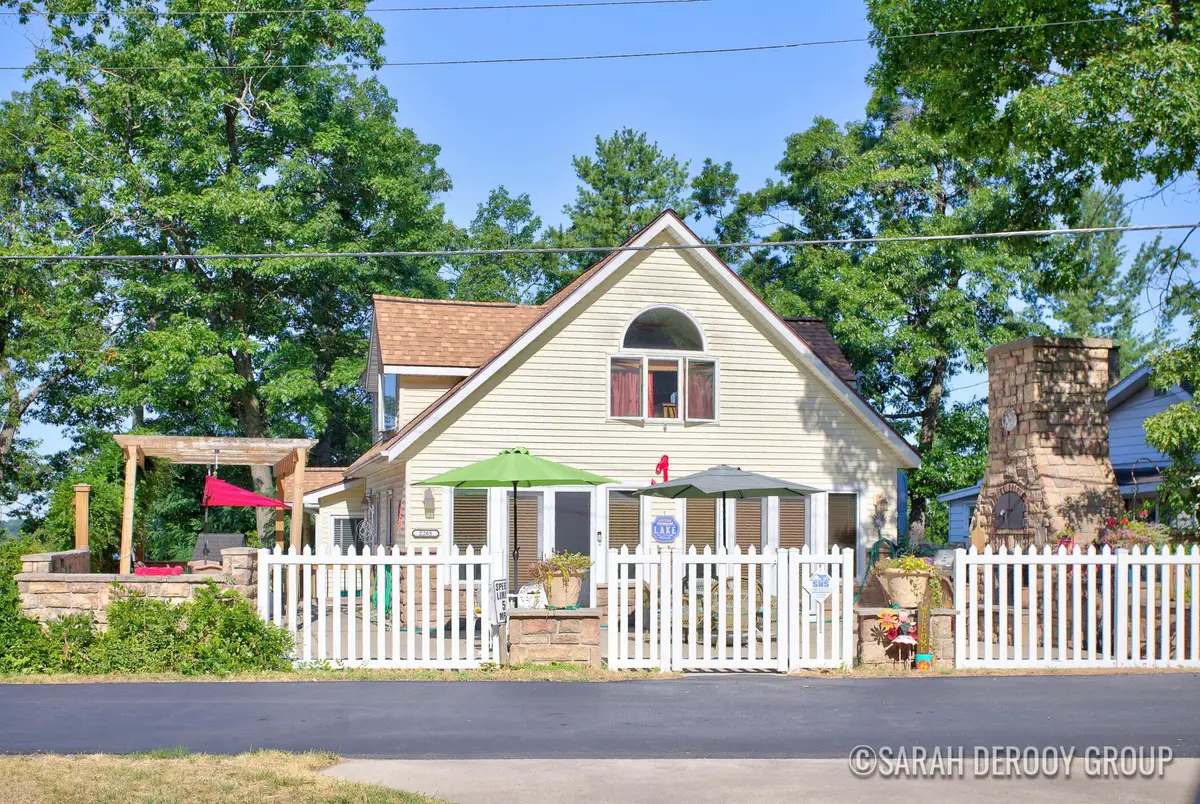 2265 N Center Court, Pierson, MI 49339 - #1