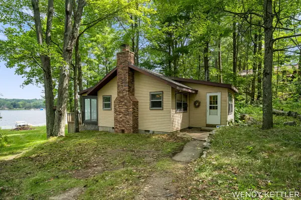 14448 S Hillview Lake Drive, Rodney, MI 49342