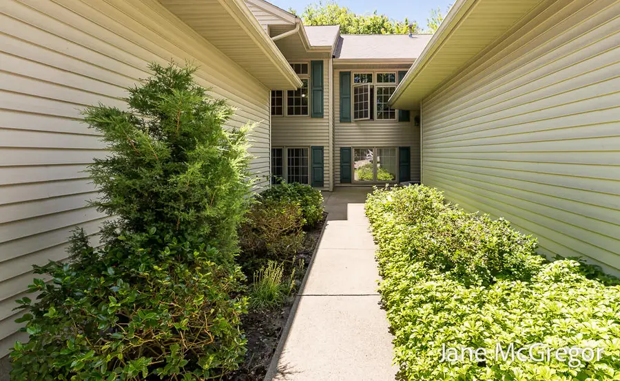 753 Tournament Circle, Muskegon, MI 49444 - #3