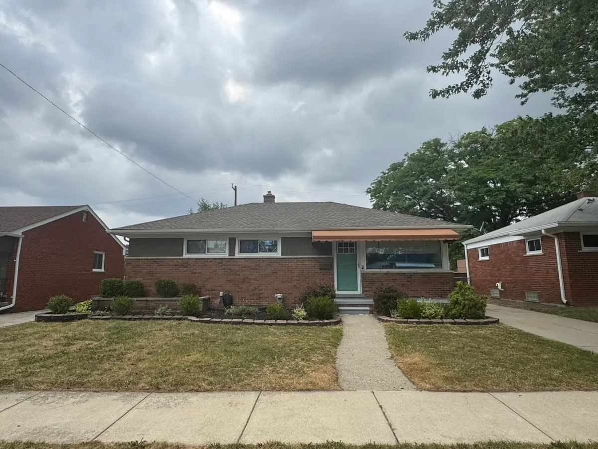 25147 Collingwood Street, Roseville, MI 48066 - #1