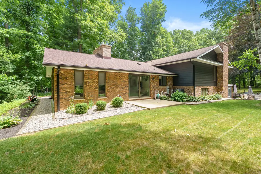 9929 W P Avenue, Kalamazoo, MI 49009 - #3