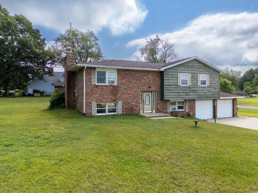 81611 White Oak Drive, Decatur, MI 49045 - #2