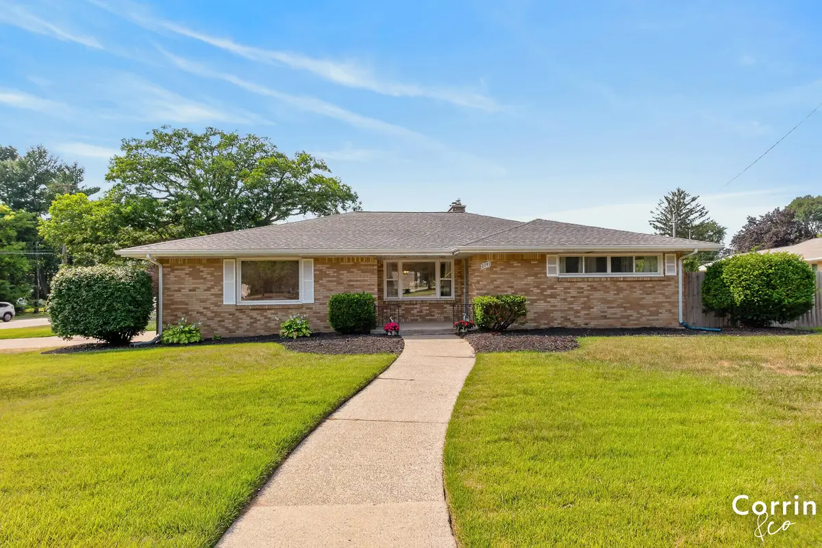 2741 Plainfield Avenue Ne, Grand Rapids, MI 49505 - #1