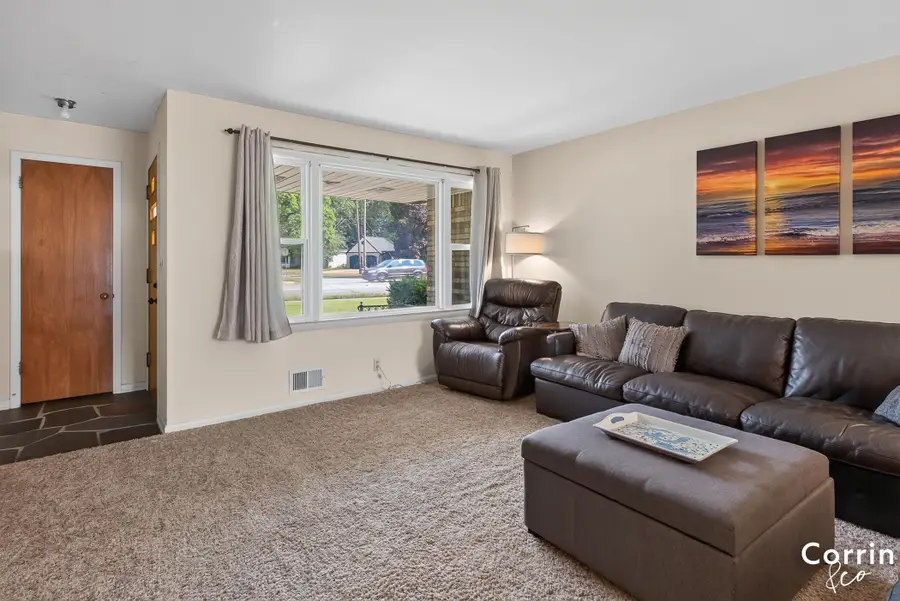2741 Plainfield Avenue Ne, Grand Rapids, MI 49505 - #3