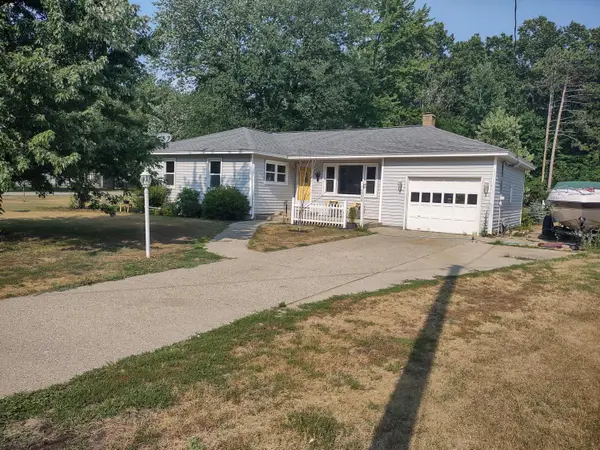 14956 160th Avenue, Grand Haven, MI 49417