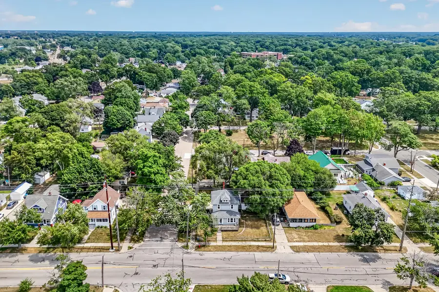 2258 Lincoln Street, Muskegon, MI 49441 - #3
