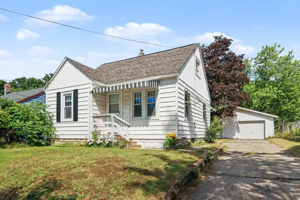 3719 Ash Street, Kalamazoo, MI 49001