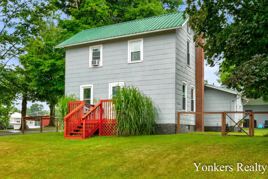190 Race Street, Freeport, MI 49325 - #3