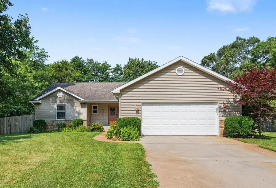 69862 Roy Drive, Edwardsburg, MI 49112 - #2