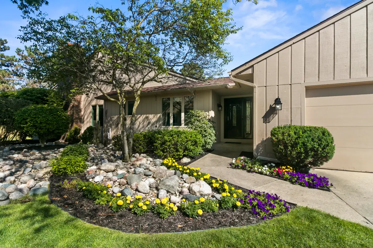 4217 Walnut Hills Lane Se, Grand Rapids, MI 49512 - #1