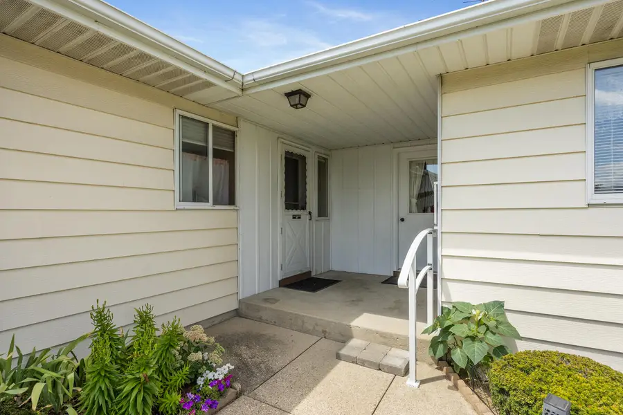 5946 Leisure South Drive Se, Grand Rapids, MI 49548 - #2