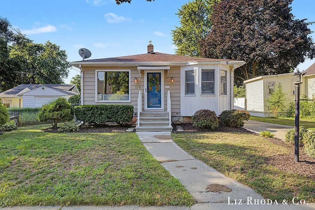 138 Bowne Street Ne, Grand Rapids, MI 49505 - #1