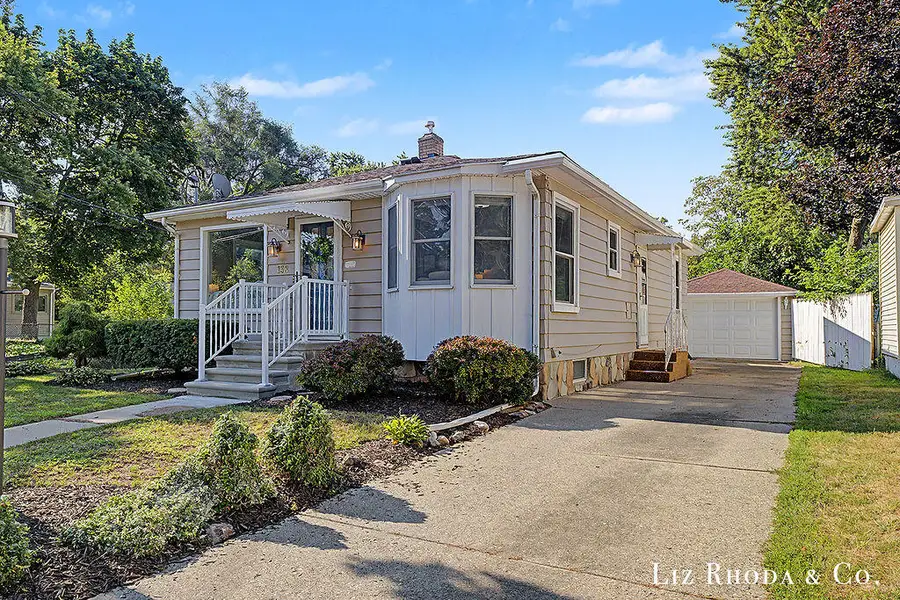 138 Bowne Street Ne, Grand Rapids, MI 49505 - #2