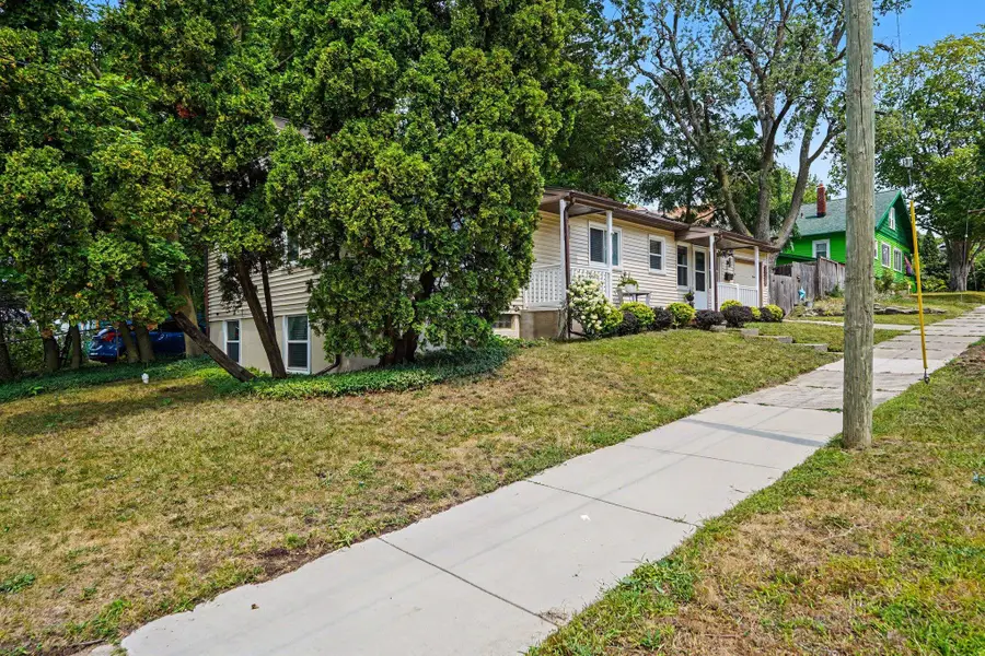 1205 Fountain Street Ne, Grand Rapids, MI 49503 - #3