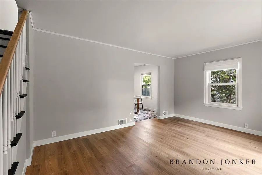 2417 Brooklyn Avenue Se, Grand Rapids, MI 49507 - #3