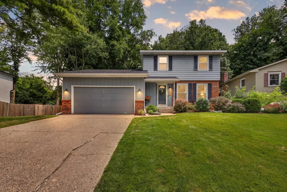 4734 Larkwood Drive Se, Kentwood, MI 49508 - #1