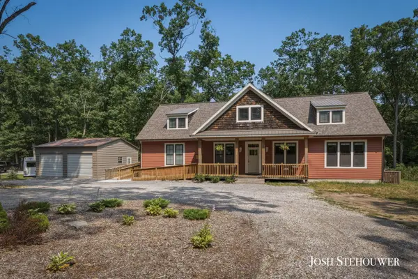914 S Hilton Park Road, Muskegon, MI 49442