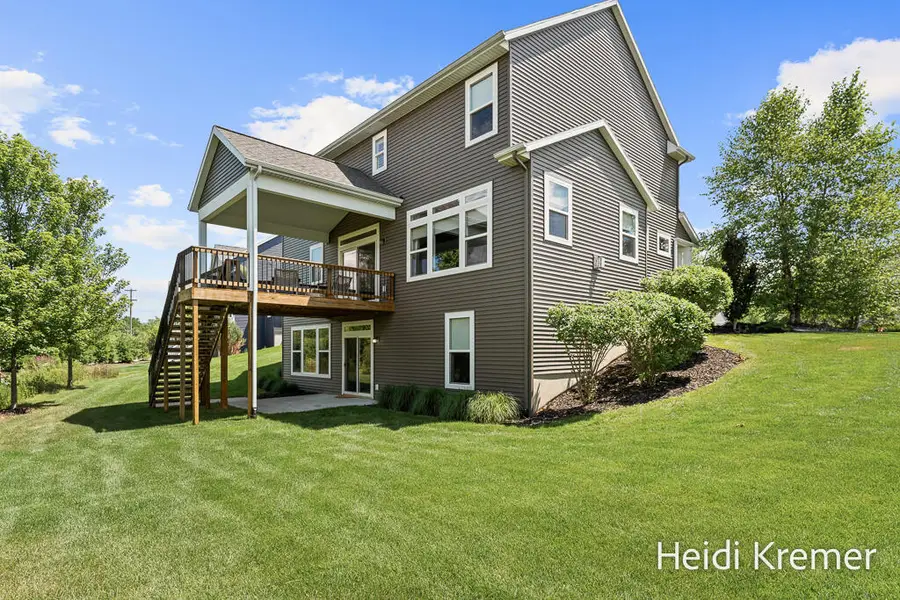 4139 Old Hawk Court Ne, Grand Rapids, MI 49525 - #3