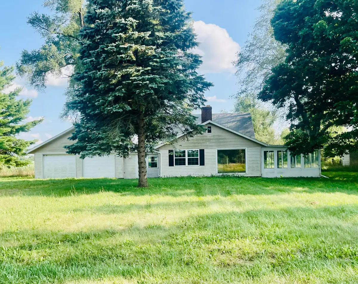 6015 S Stony Lake Road, Jackson, MI 49201 - #1