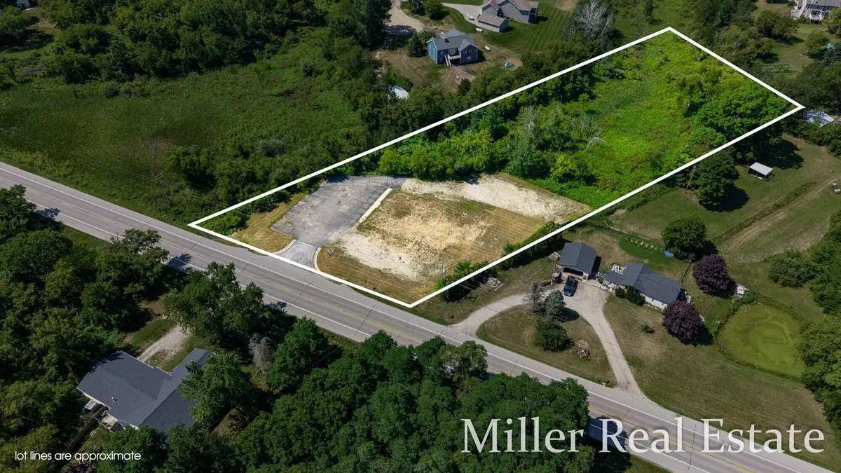 3207 M-37, Middleville, MI 49333 - #1
