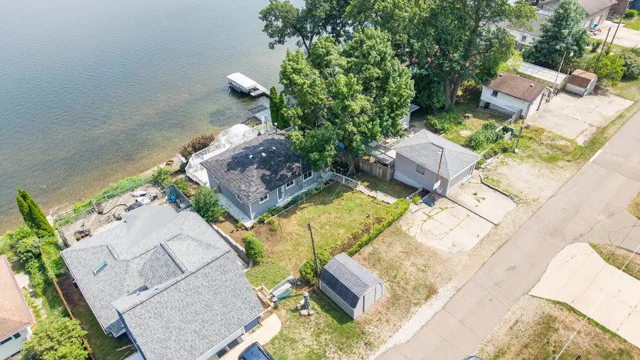 3361 W Shore Drive, Battle Creek, MI 49017 - #2
