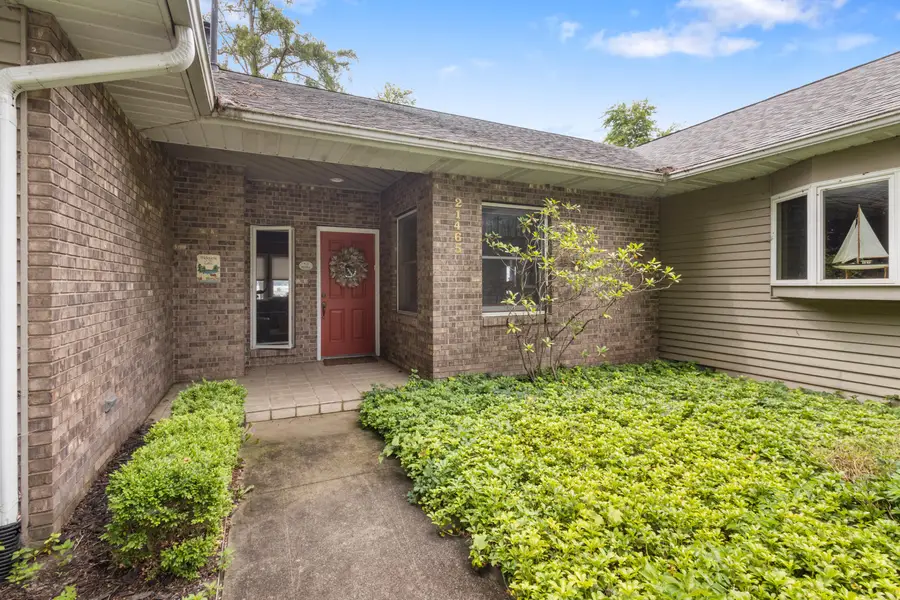 21465 N Shore Drive, Sturgis, MI 49091 - #2