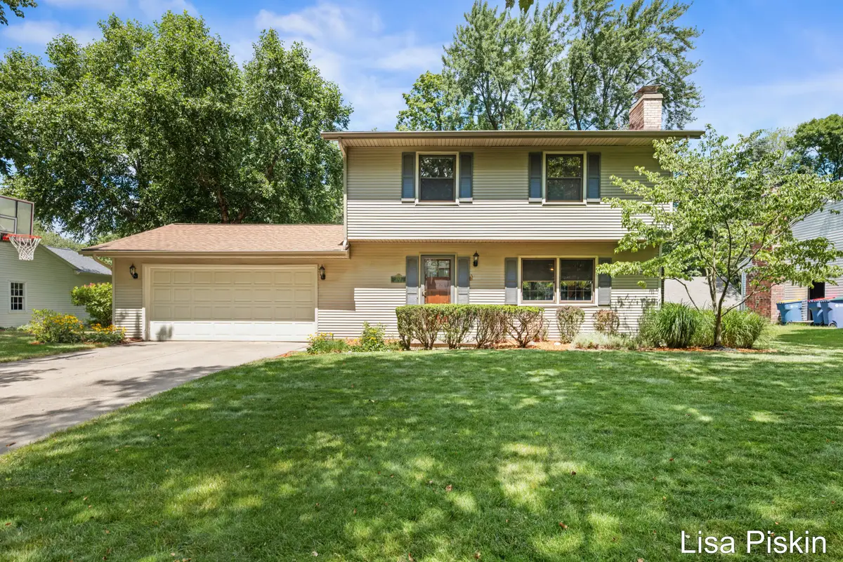 2509 Argus Drive Se, Grand Rapids, MI 49546 - #1