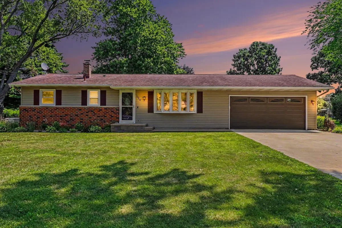 124 River Park Drive, Marshall, MI 49068 - #1