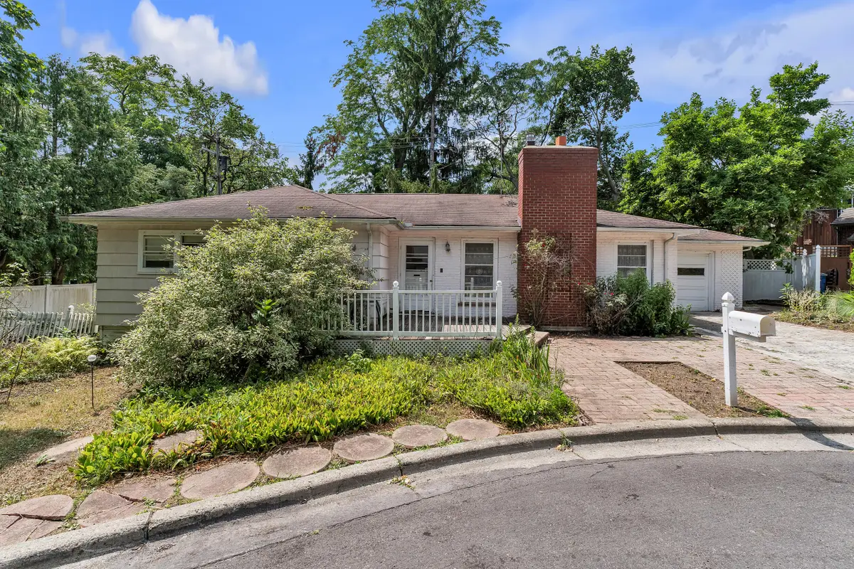 6 Ruthven Place, Ann Arbor, MI 48104 - #1