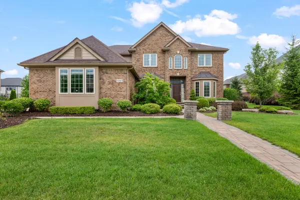 51847 Pierce Drive, Northville, MI 48167
