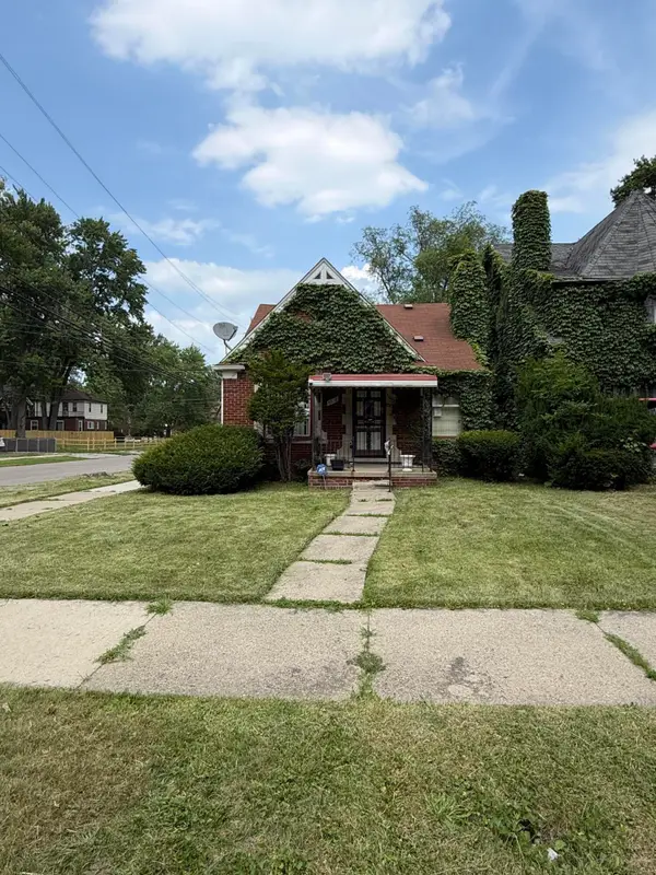 5810 Kensington Avenue, Detroit, MI 48224