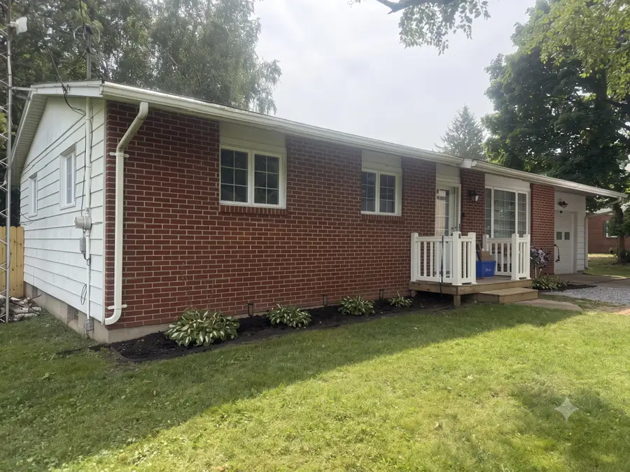 604 Cherokee Drive, Fremont, MI 49412 - #3
