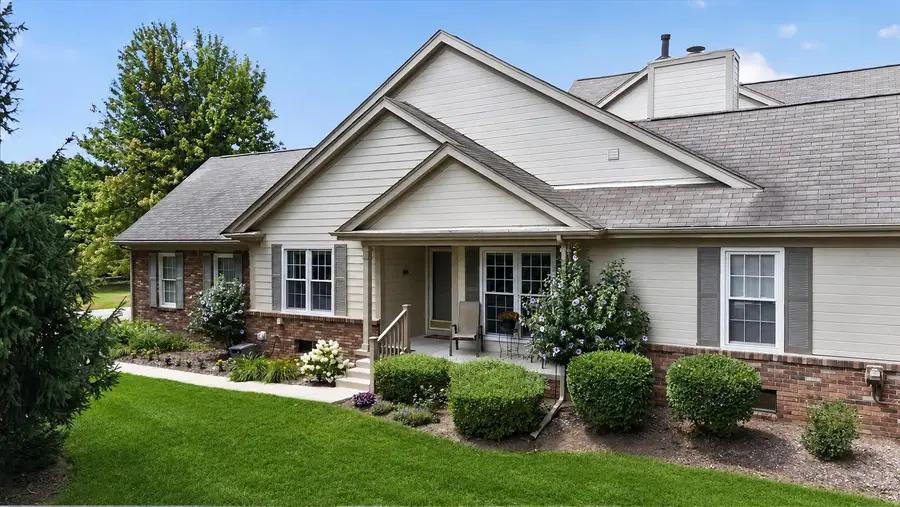 39628 Village Run Drive, Northville, MI 48168 - #3