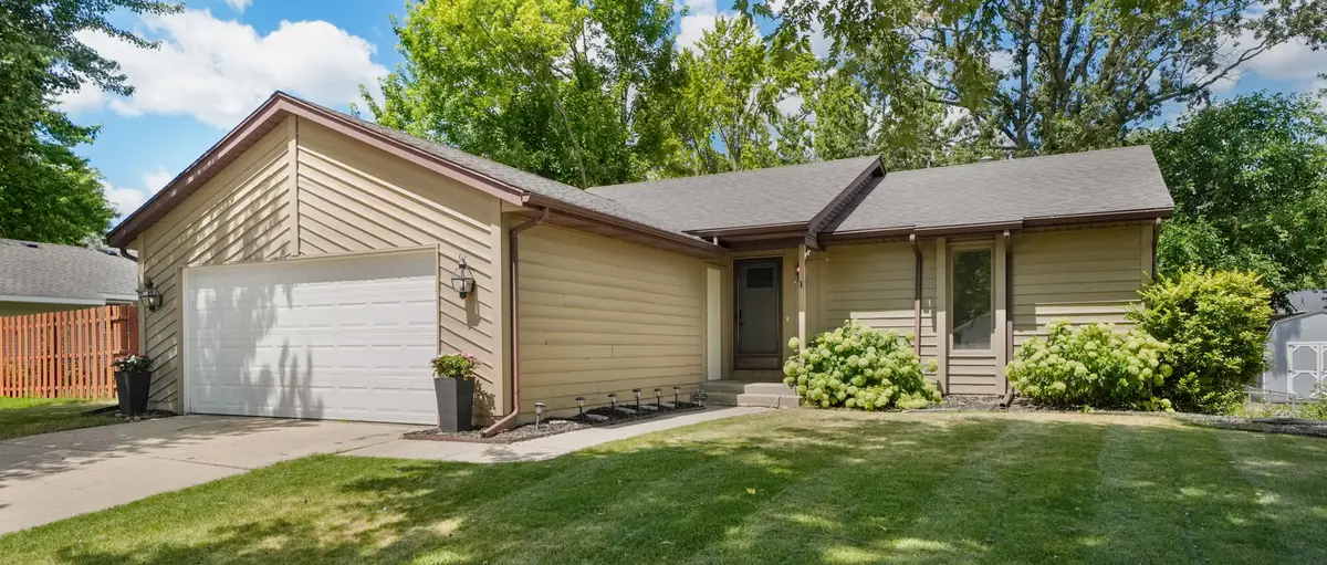 4583 Sutton Place Sw, Grandville, MI 49418 - #1