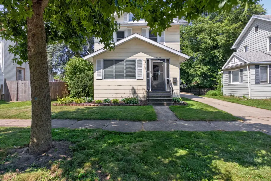 110 N Durand Street, Jackson, MI 49202 - #2