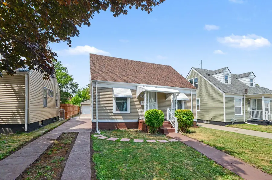 20283 Bradford Street, Detroit, MI 48205 - #2